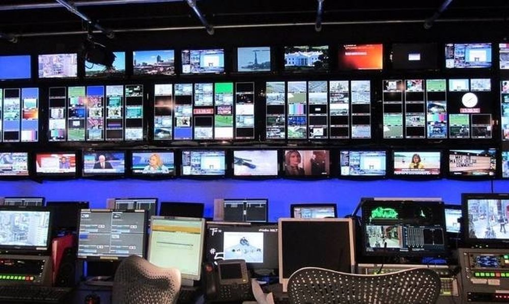  Νέο θρίλερ με τις τηλεοπτικές άδειες – Στον αέρα η συμμετοχή Καλογρίτσα