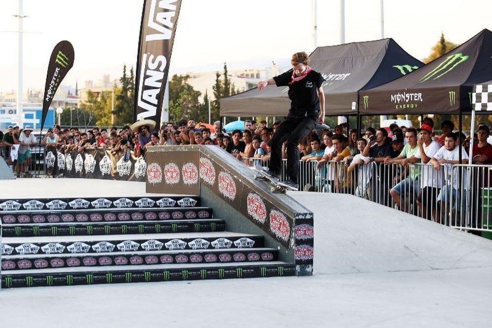 Vans Shop Riot Greece 2016