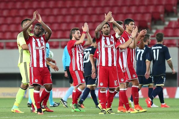 Μόνο οι νέοι άξιζαν στον Ολυμπιακό