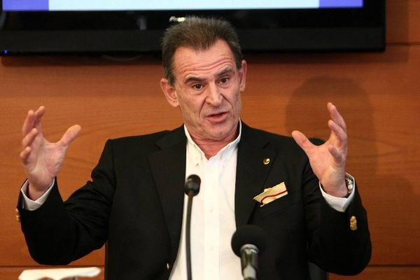 Πανόπουλος: «Κοντά στο να... σκοράρει ο Υπουργός»