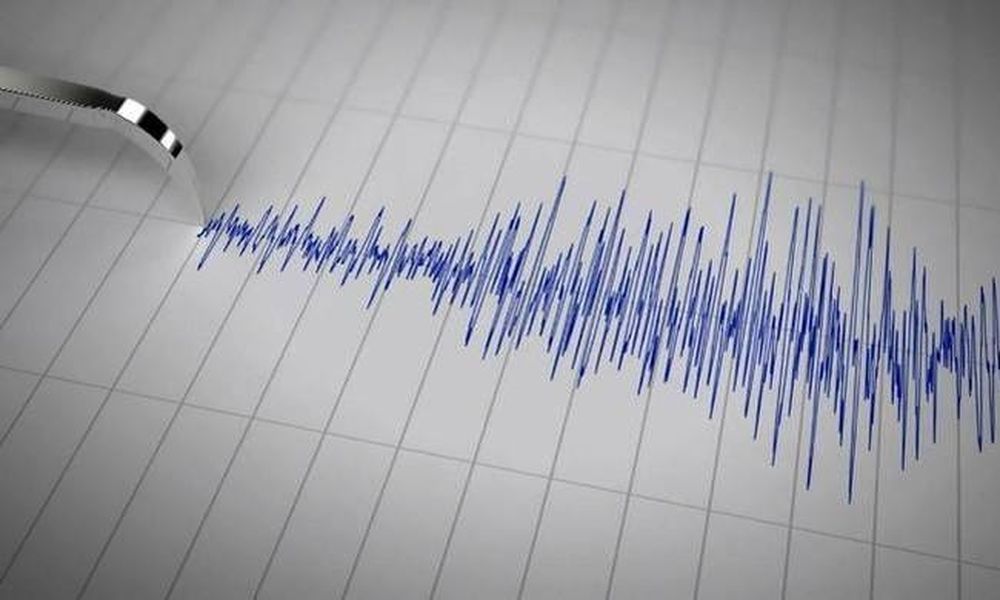 Ισχυρός σεισμός 5 Ρίχτερ στα Σκόπια (Pics)
