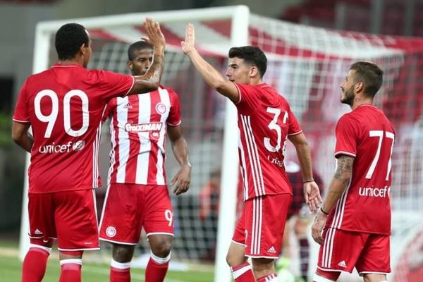 Ολυμπιακός: Κομπλέ με Γιουνγκ Μπόις