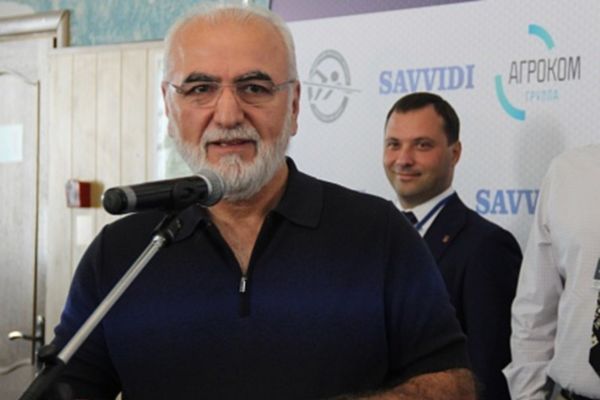 Σαββίδης: «Πληρώνω και παίρνω την άδεια!»
