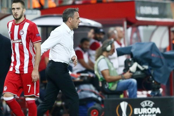 Τι έλεγε ο Φορτούνης στον Τσόρι και... «δεν έβγαζε νόημα» στον πάγκο; (video) 