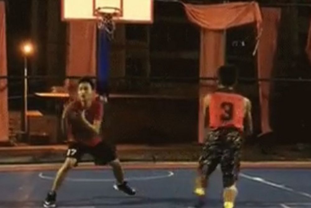 Επικό κόψιμο σε μονό (video)