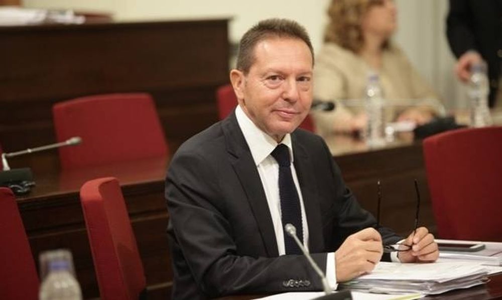 «Κεραυνοί» Στουρνάρα - Ο Βαρουφάκης είπε στην ΕΚΤ : «Είμαι ΥΠΟΙΚ μιας χρεοκοπημένης χώρας!»