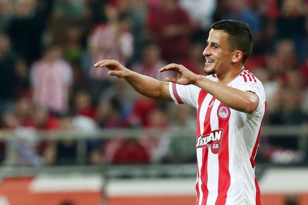 Ολυμπιακός: Μέσα Ομάρ και Σιόβας, εκτός ο Μάριν