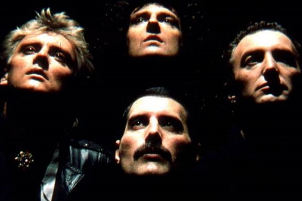 Queen - We Will Rock You: Η νέα εκτέλεση του θρυλικού κομματιού που πρέπει οπωσδήποτε να ακούσεις