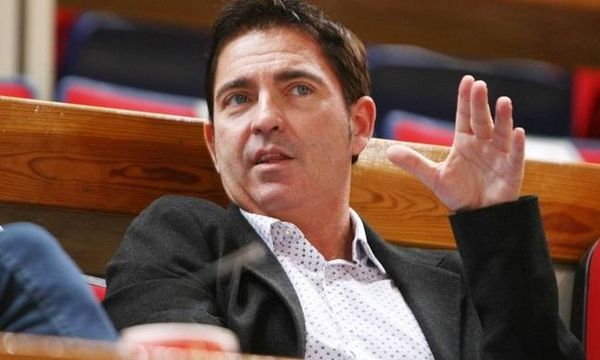 Παρουσιάζει Πασκουάλ