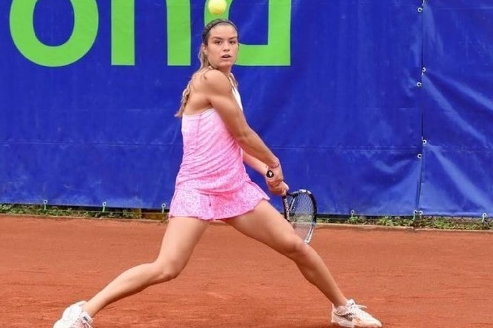«Σκαρφάλωσε» πέντε θέσεις η Σάκκαρη