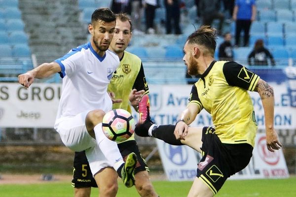 Δύσκολη νίκη για Λαμία