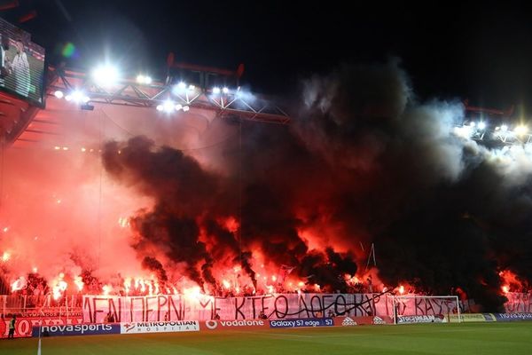 Κυνηγητό της Αστυνομίας για το μαχαίρωμα σε οπαδό του Ολυμπιακού!