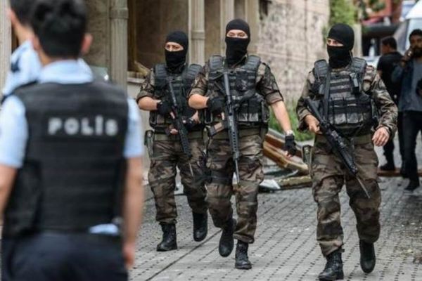 Συναγερμός στην Τουρκία - Έκρηξη βόμβας στη Κωνσταντινούπολη