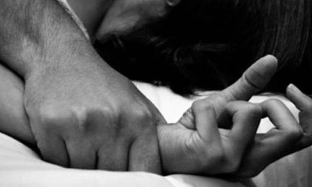Σάλος στην Τουρκία: Αθώος ο βιαστής όταν παντρεύεται το θύμα του!