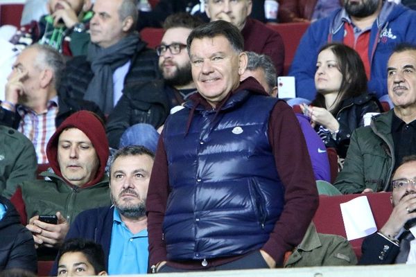 «Πόρτα» Κούγια σε Σώρρα