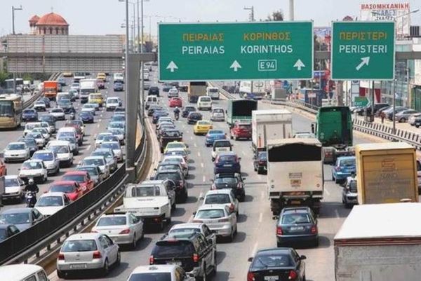 Νεύρα για κίνηση σε Κηφισό; Γατάκια… δείτε τι γίνεται στο Λος Άντζελες! (video)