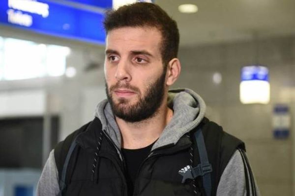 Οπαδός της Μπάρτσα αποθέωσε τους «πράσινους» (photo)