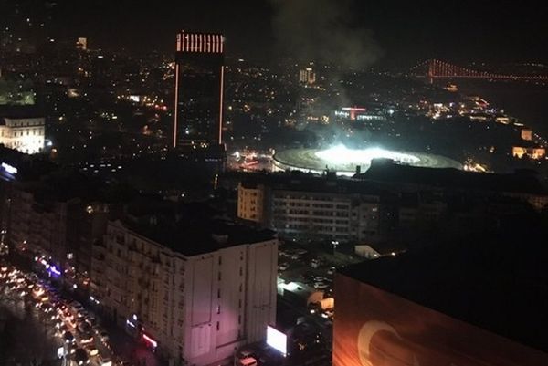 Συναγερμός στην Πόλη: Ισχυρές εκρήξεις κοντά στο γήπεδο της Μπεσίκτας! (video)