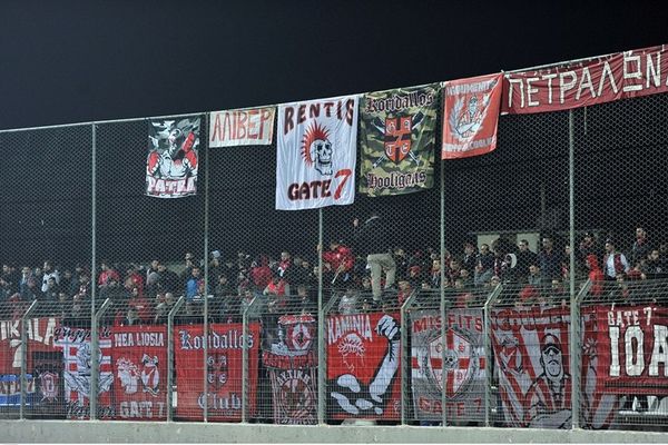Super League: Κλήσεις για Ολυμπιακό και ΠΑΟΚ
