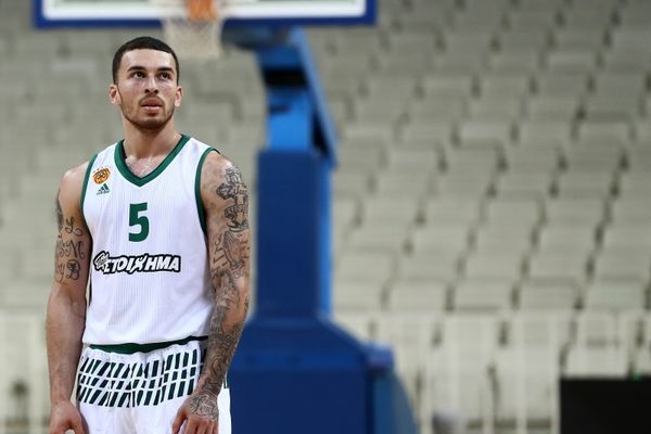 Μέσα ο Τζέιμς, έξω ο Ρίβερς στην Α1