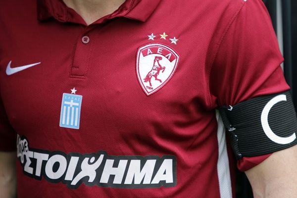 Στην ΑΕΛ ο Ικάουνιεκς