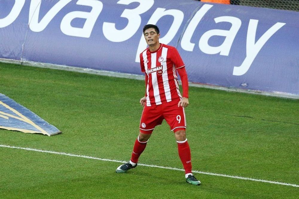 Οι «σειρήνες» από την Παραγουάη ηχούν στα αυτιά του Καρντόσο