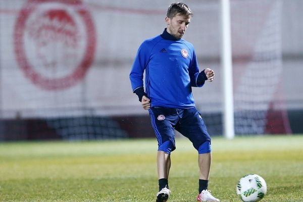 Με Μάριν η πρώτη αποστολή του Ολυμπιακού για το 2017