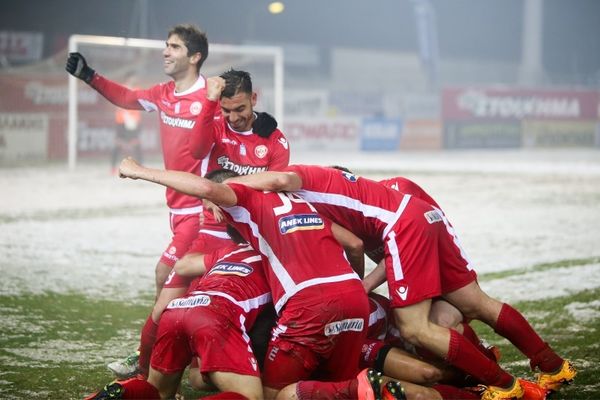 Πλατανιάς – ΑΕΛ 3-2: Την χόρεψε πεντοζάλη στα χιόνια!