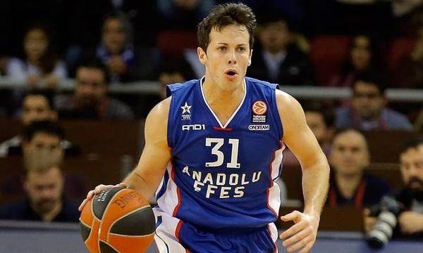 Με ανατροπή η Εφές πριν το ΟΑΚΑ