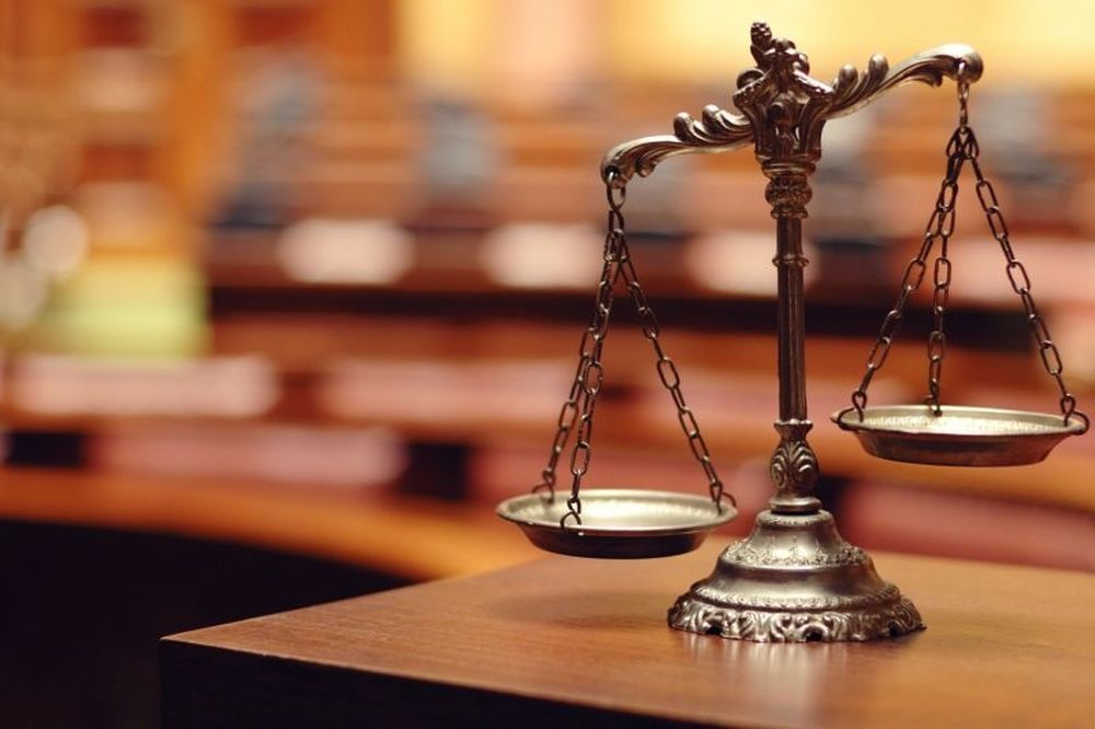 Ποινή φυλάκισης σε Μητρόπουλο-Ραβιόγλου για το μικρό Koriopolis!