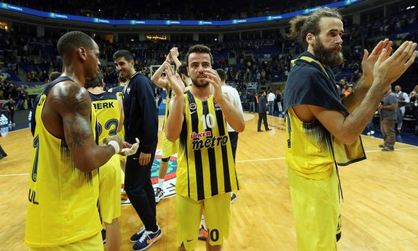 Φενέρμπαχτσέ – ΤΣΣΚΑ 77-71: Πήρε το «θρίλερ» η ομάδα του Ζοτς