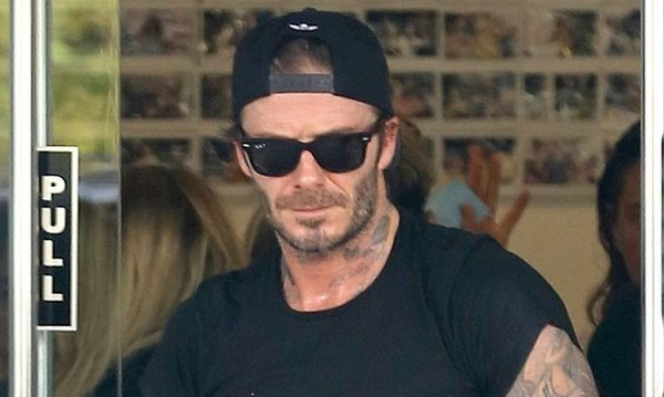 Ο David Beckham «πιάστηκε» στα πράσα με σέξι και διάσημη κυρία 