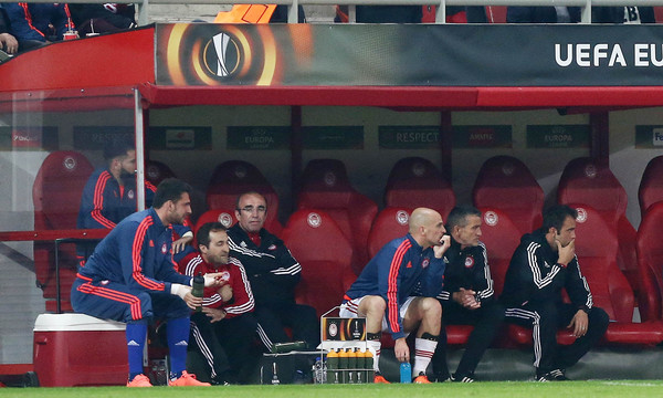 Τα πρώτα ονόματα για τον πάγκο του Ολυμπιακού