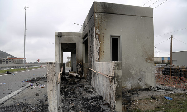 Αυτός είναι ο ποδοσφαιριστής που σταμάτησε στο πάρκινγκ του τροχαίου της εθνικής οδού