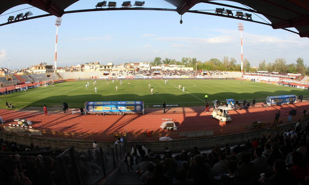 Το Αλκαζάρ ρίχνει την ΑΕΛ στη Football League!