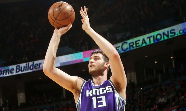 NBA: Όργια… Παπαγιάννη, βαριά ήττα για Giannis