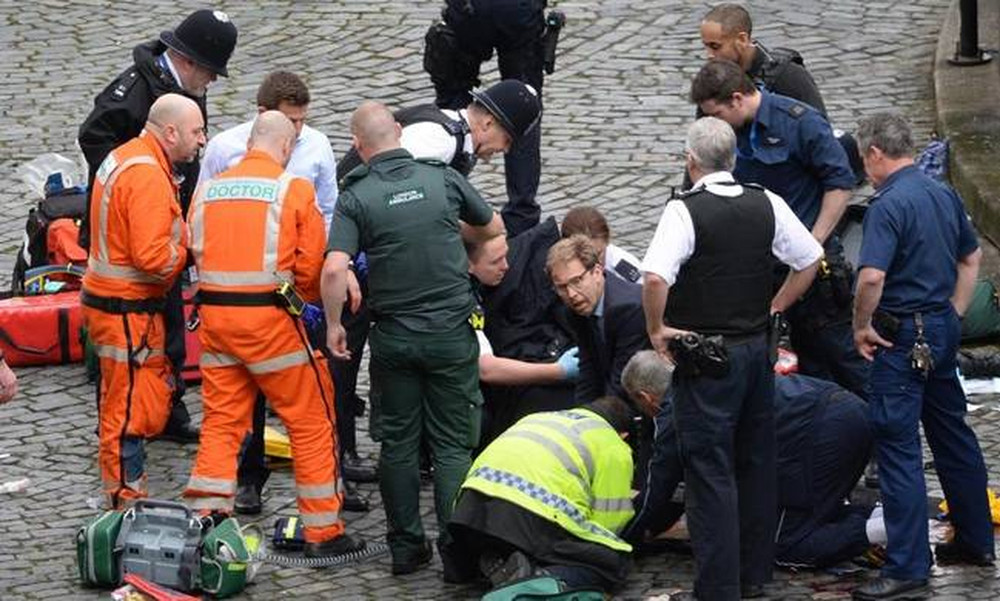 Επίθεση Λονδίνο: Δύο Έλληνες τραυματίες από το τρομοκρατικό χτύπημα