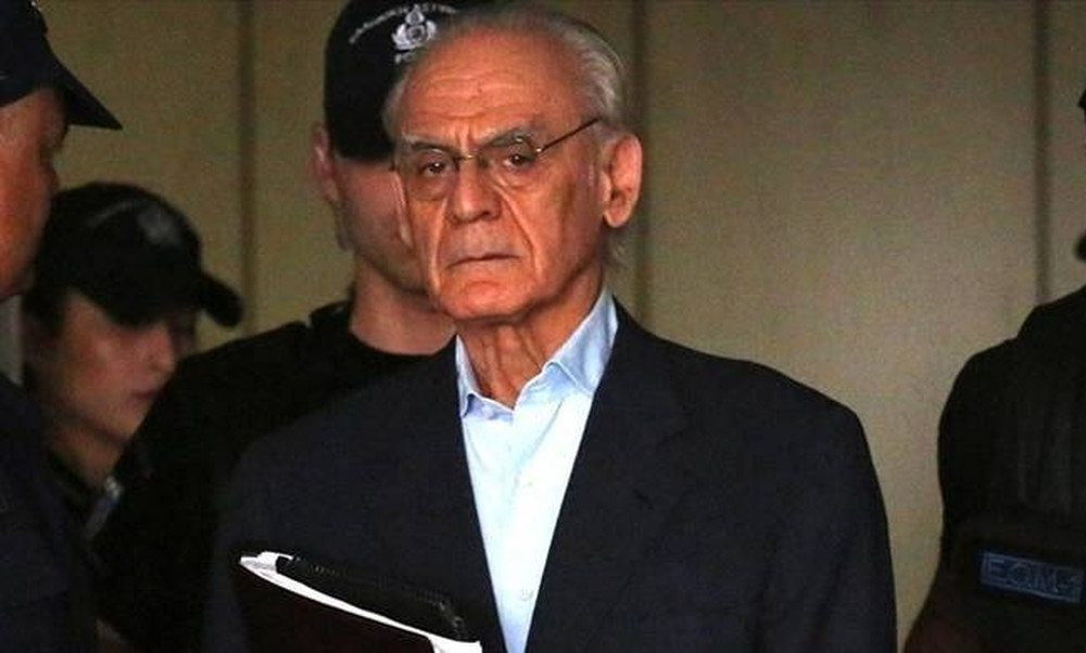 Αποφυλακίζεται με περιοριστικούς όρους ο Άκης Τσοχατζόπουλος 