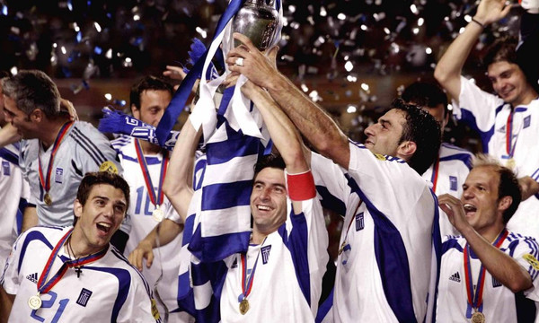 Η Πάτρα βάζει τα καλά της για την Εθνική του 2004! (photo)