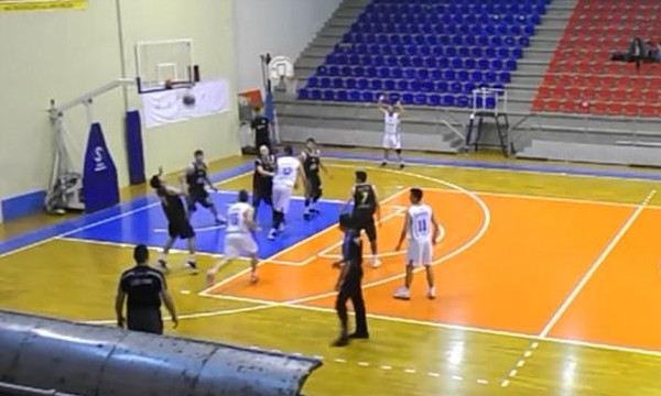 Το αυτοκαλάθι του αιώνα με το… κεφάλι!