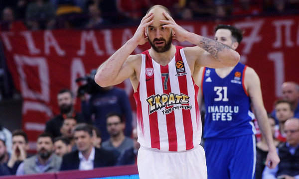 Ολυμπιακός-Εφές 71-73: Τον «σκότωσε» ο Κερκ