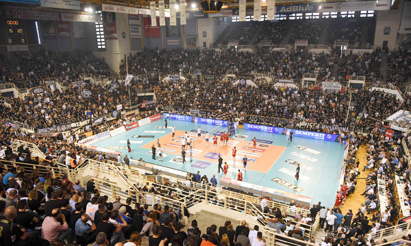 ΒΟΜΒΑ! Σταματά τη στήριξη στην Volley League η Nova!