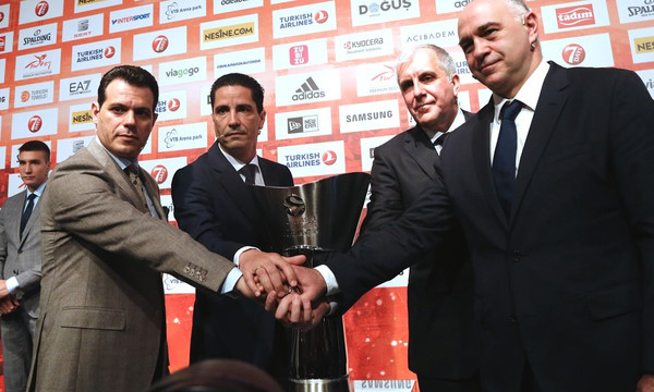 Οι αφίξεις των αποστολών των ομάδων του Final Four της Euroleague (videos)