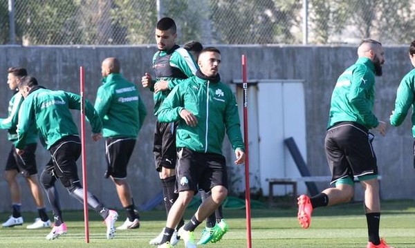 Παναθηναϊκός: Ατομικό Κουρμπέλης και Βιγιαφάνιες