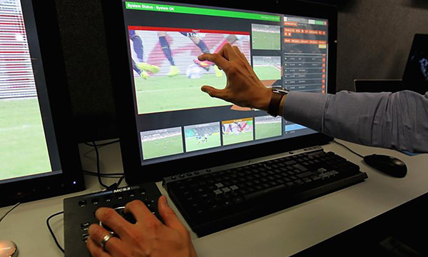 Η UEFA καλύπτει τα έξοδα για το «Video Referee» στην Super League