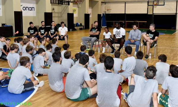 «Τρέλα» για Γκιστ στο Summer Camp της PAO BC ACADEMY (pics+vids)