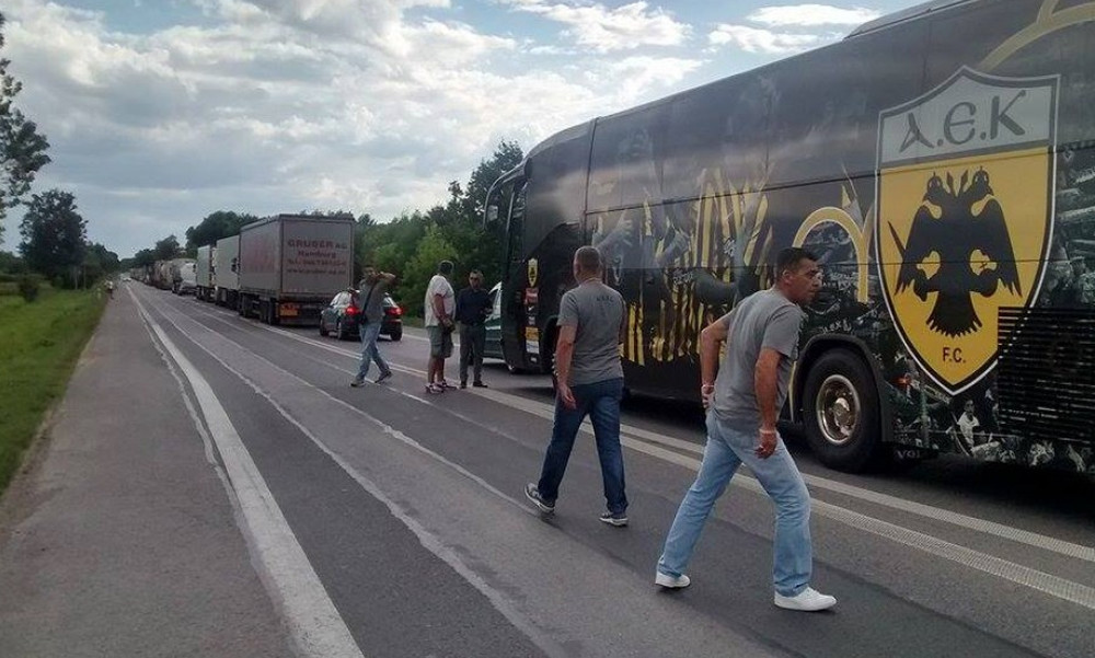  ΑΕΚ: Ταλαιπωρία λόγω τροχαίου στο Κιέλτσε