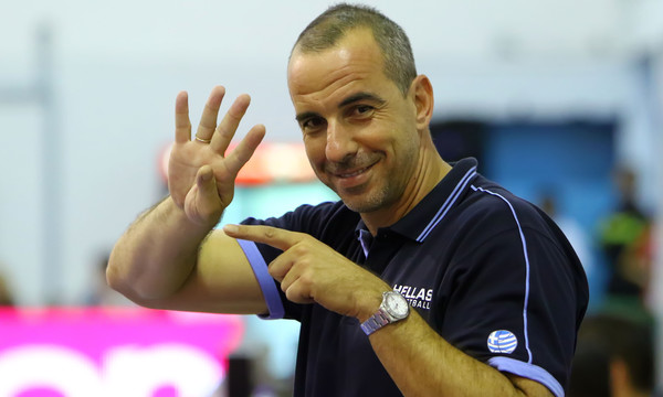 Επική… τριποντάρα Λημνιάτη με πλάτη στην ρακέτα!