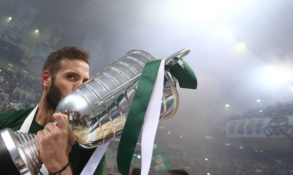 Παππάς: «Ανήκω στην Εθνική»