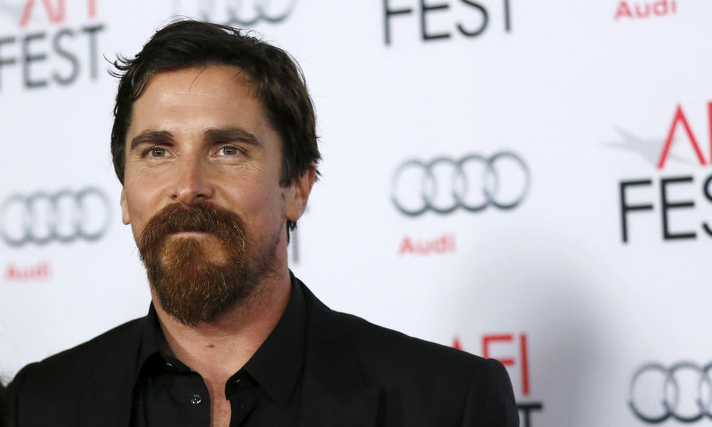Τρία μούσια του Christian Bale για να διαλέξεις το δικό σου
